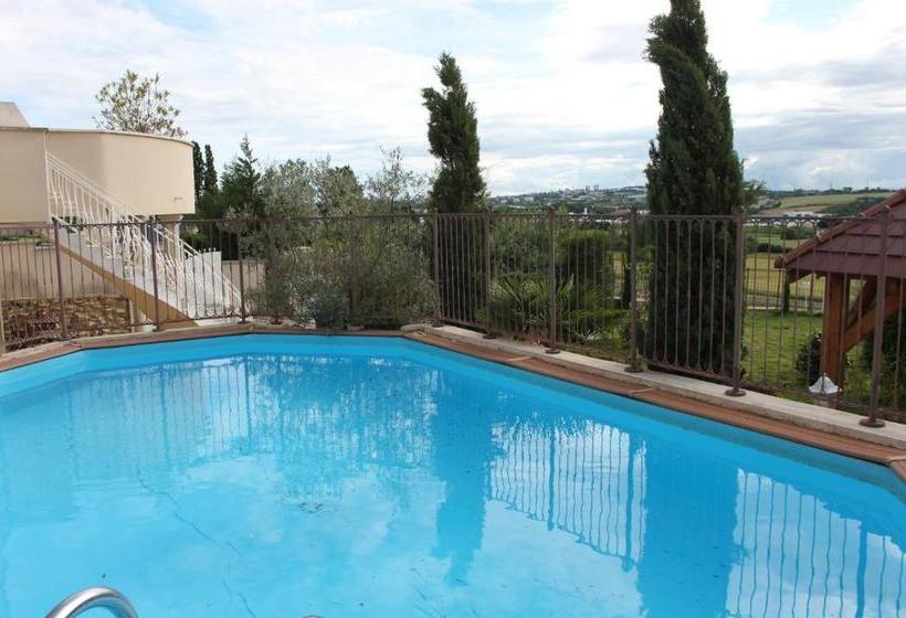 بنسيون Le Domaine Des Archies
