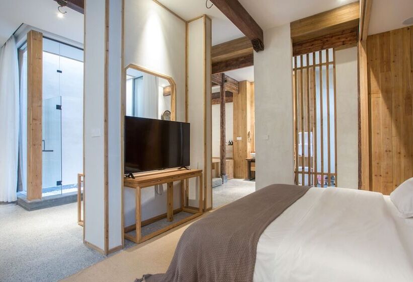 بنسيون Old Street Moye Inn