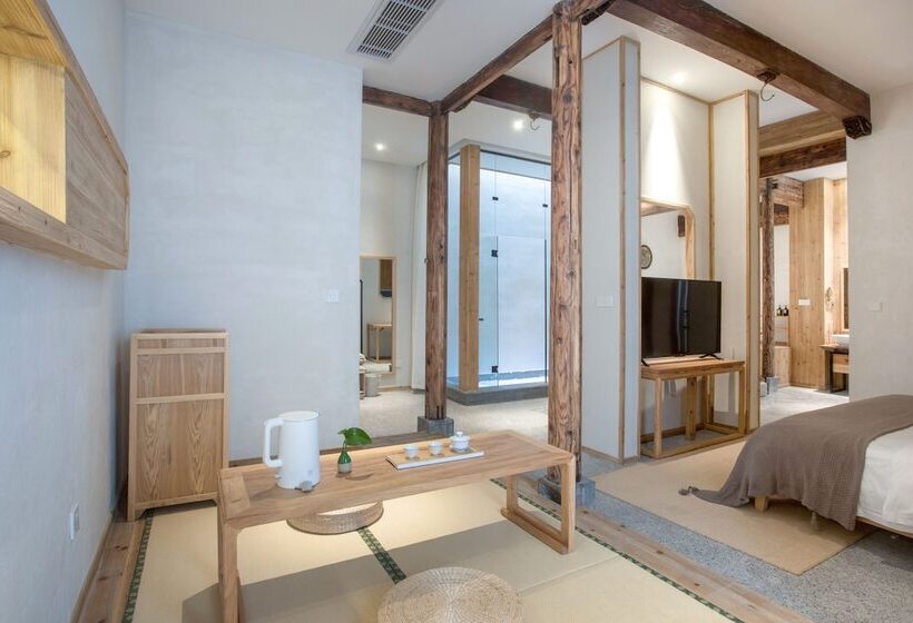 بنسيون Old Street Moye Inn