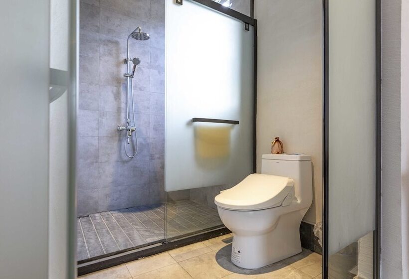 بنسيون Old Street Moye Inn