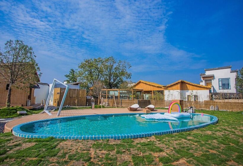 بنسيون Old Street Moye Inn