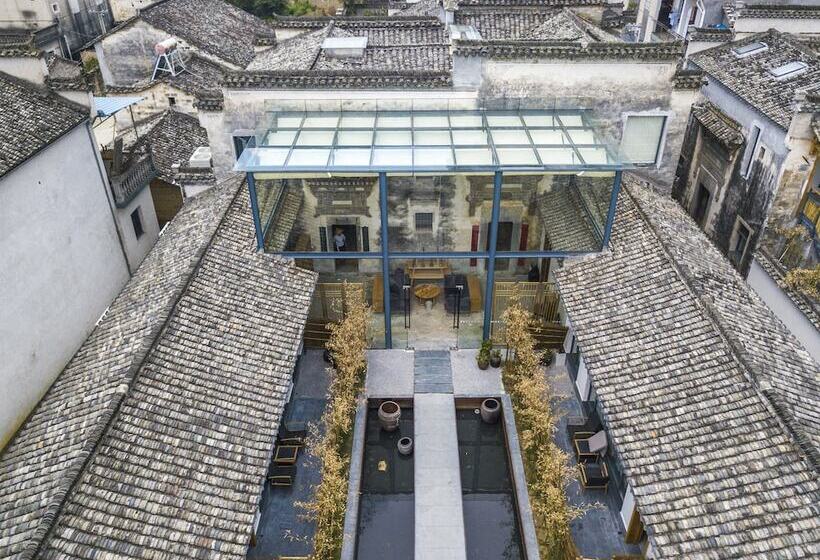 بنسيون Old Street Moye Inn