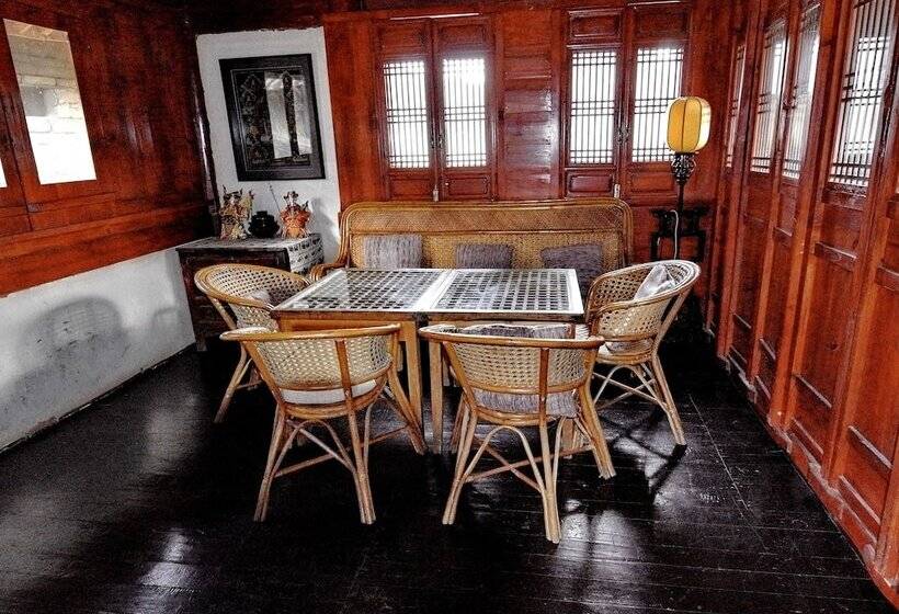 ペンション Old Theatre Inn