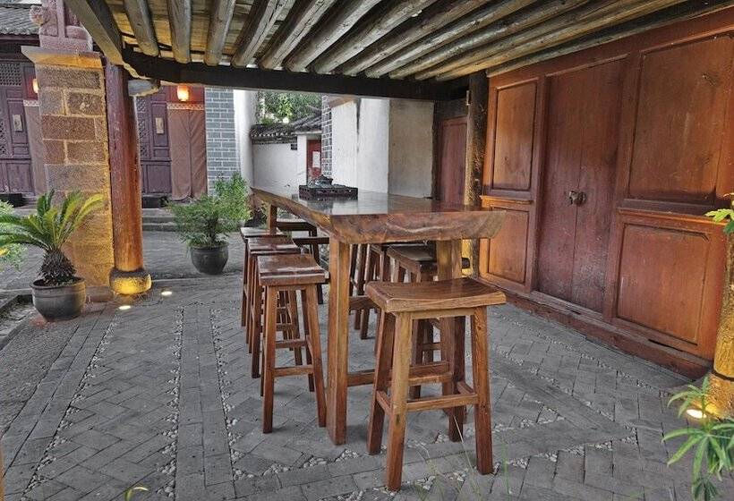 ペンション Old Theatre Inn