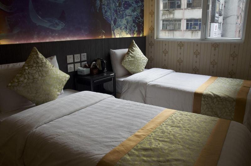 پانسیون Whole Sunshine International