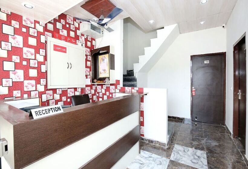 The Sitara Hotel By Oyo Rooms