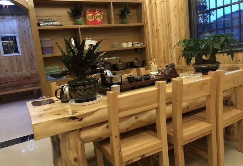 Zhangjiajie Yunqi Inn