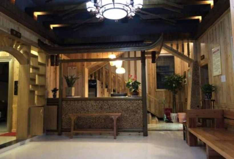 Zhangjiajie Yunqi Inn