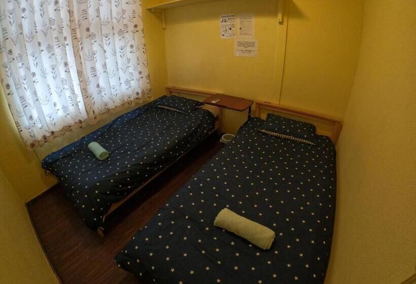 فندق صغير Zamamia International Guesthouse