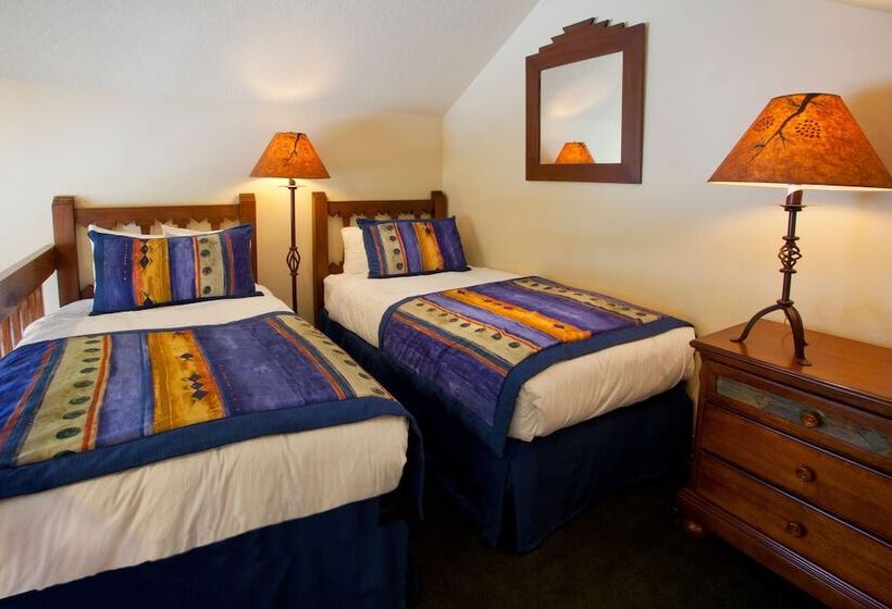 Alpine Village Suites