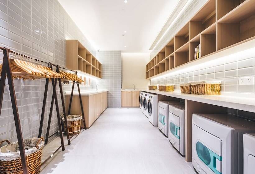 Atour Hotel Jinwan Plaza Railway Station Tianjin