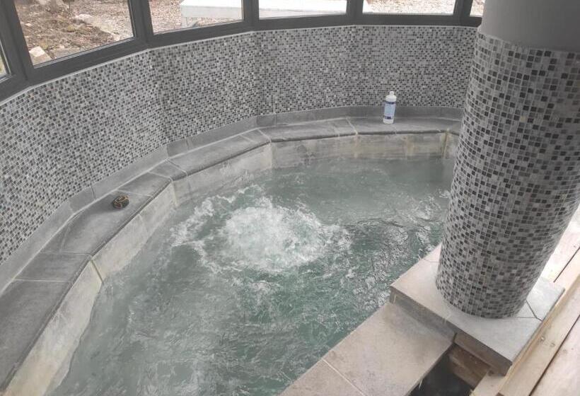 مبيت وإفطار Chalet Christine