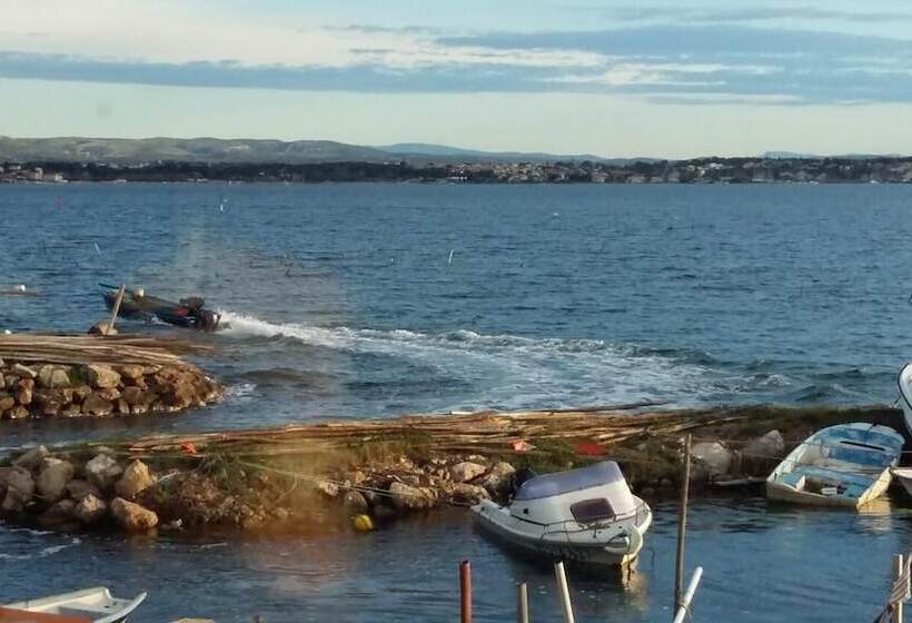 민박 La Cabane D'isa