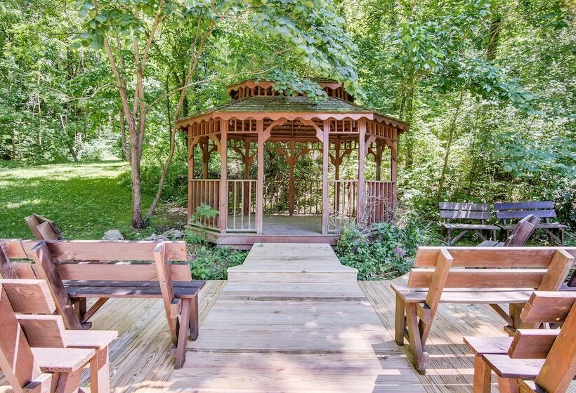 Butterfly Hollow B&b