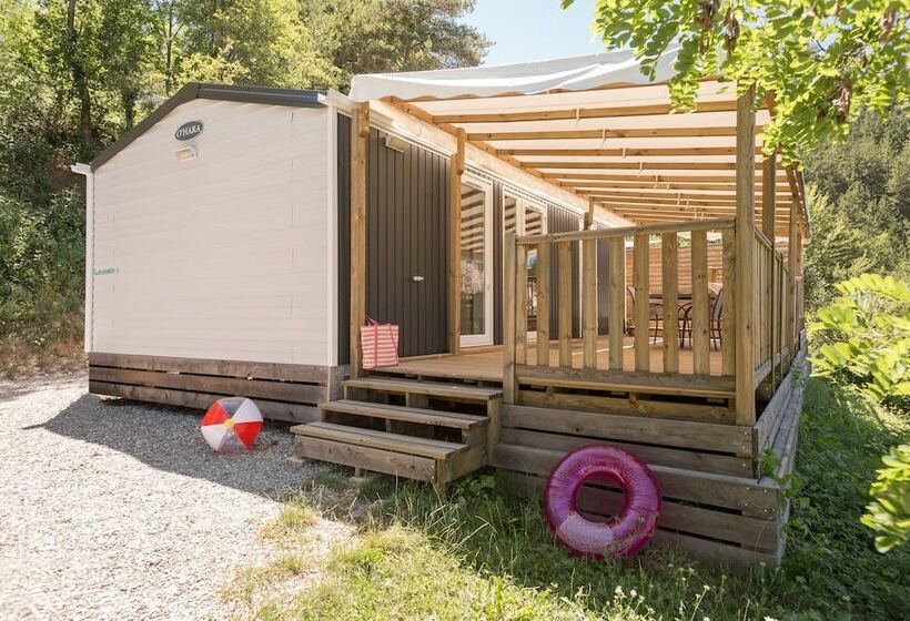 בית מלון כפרי Camping Les Princes D Orange