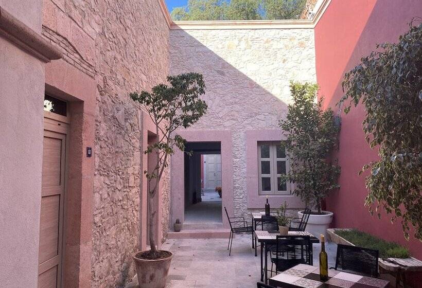 Отель Casa Once