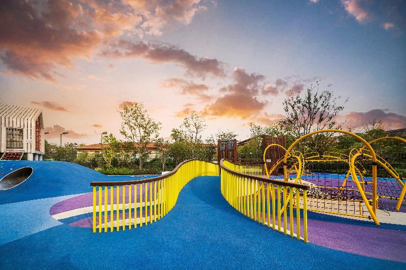 Отель Crowne Plaza Huzhou By Ihg