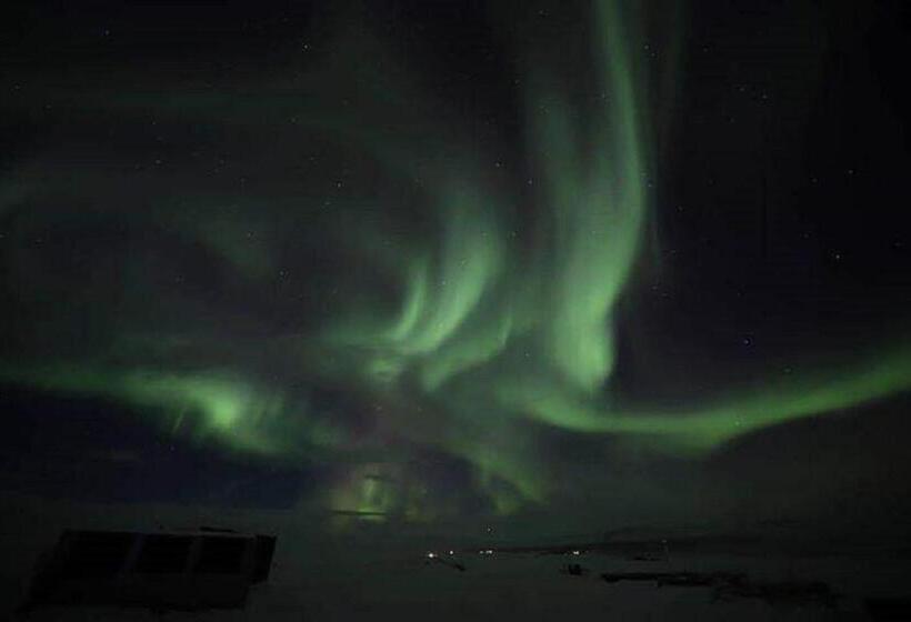 هتل Duus By Keflavik Airport