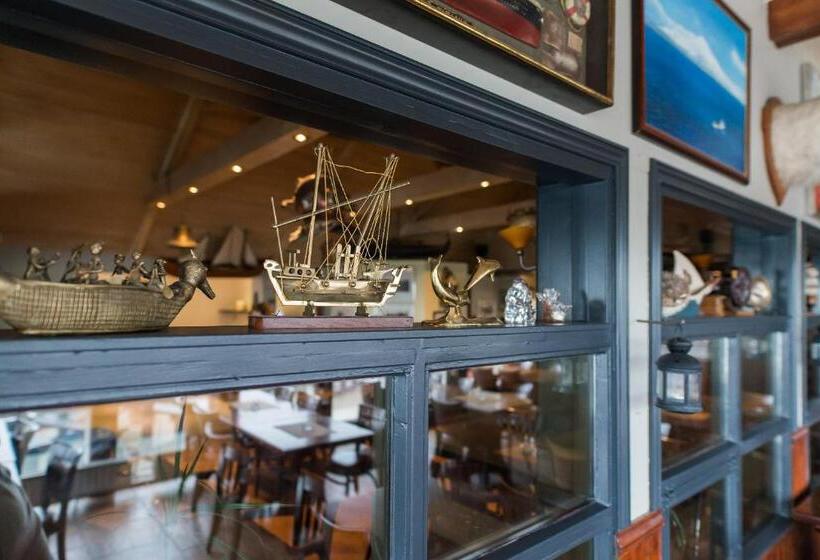 هتل Duus By Keflavik Airport