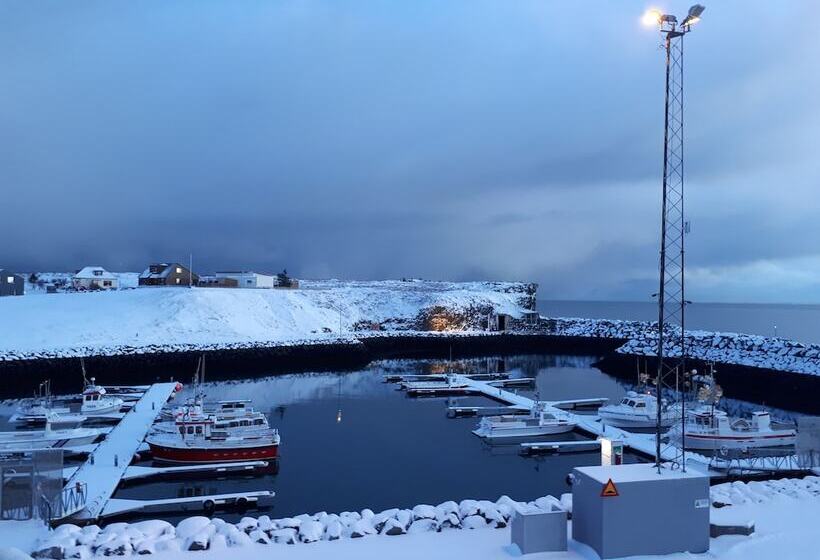 هتل Duus By Keflavik Airport