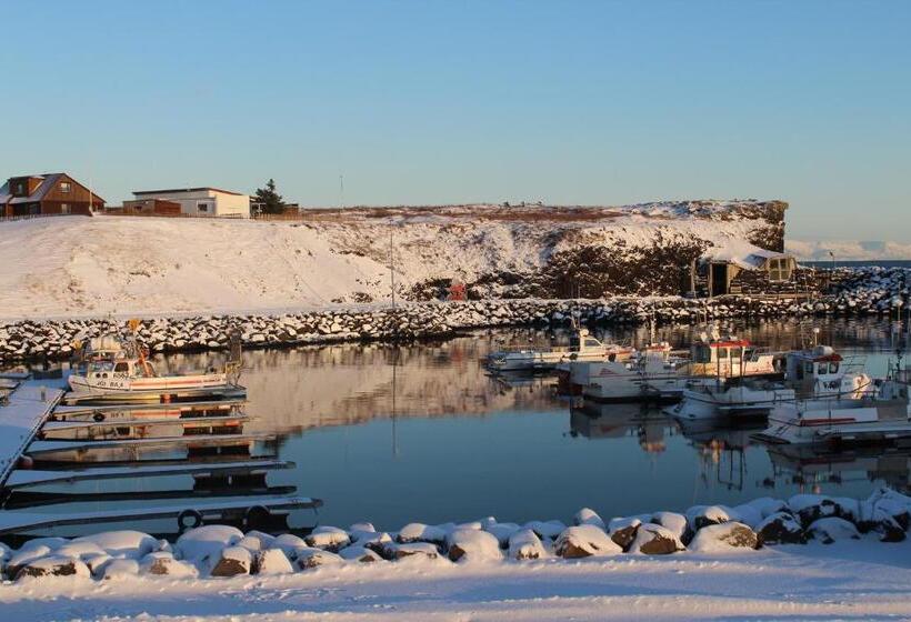 هتل Duus By Keflavik Airport