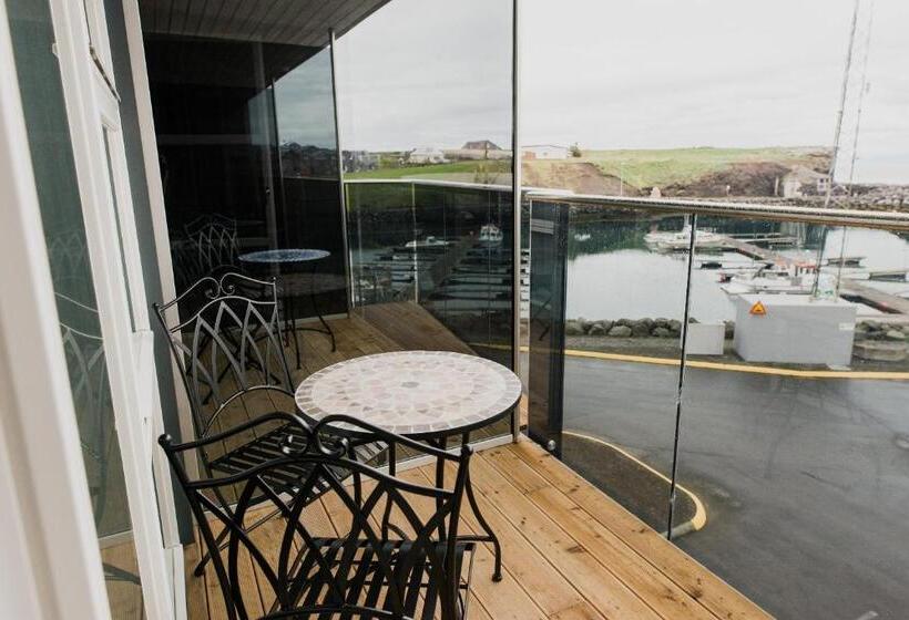 هتل Duus By Keflavik Airport