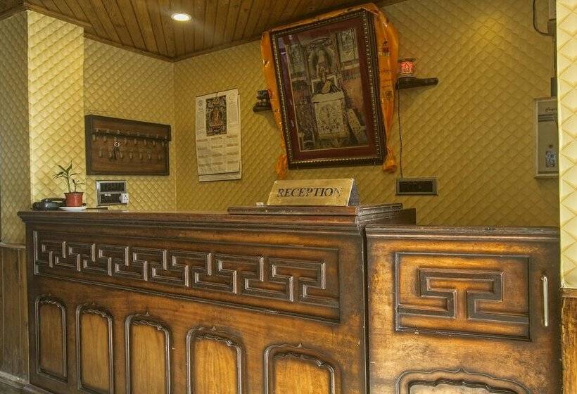 בית מלון כפרי Gompus By Oyo Rooms