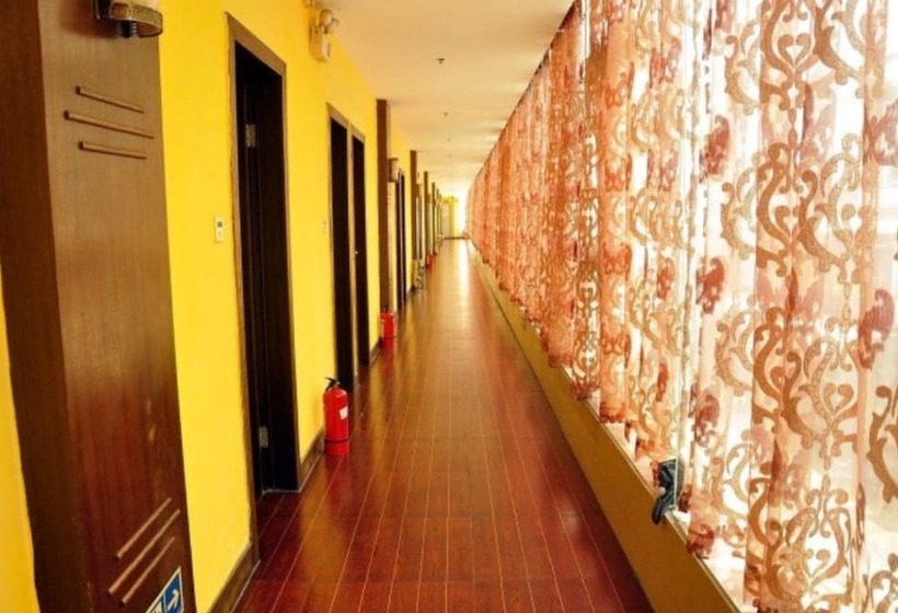 Отель Guangzhou Junlai