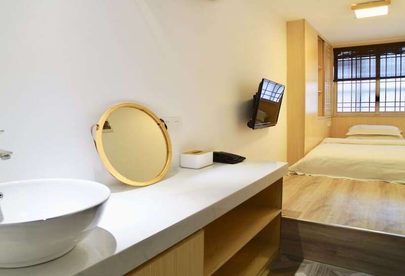 ホテル Guangzhou Pinecone & Huayi Select