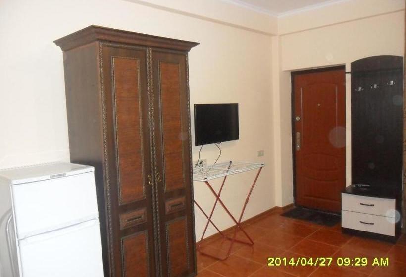 בית מלון כפרי Alina Guest House