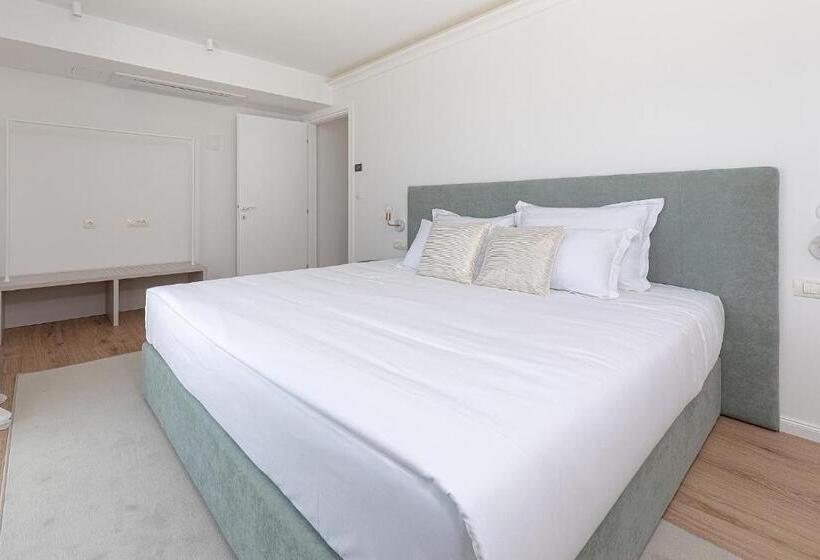 فندق In Excelsis