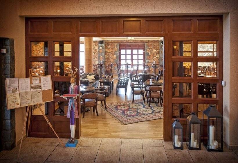 ホテル Kaimak Inn