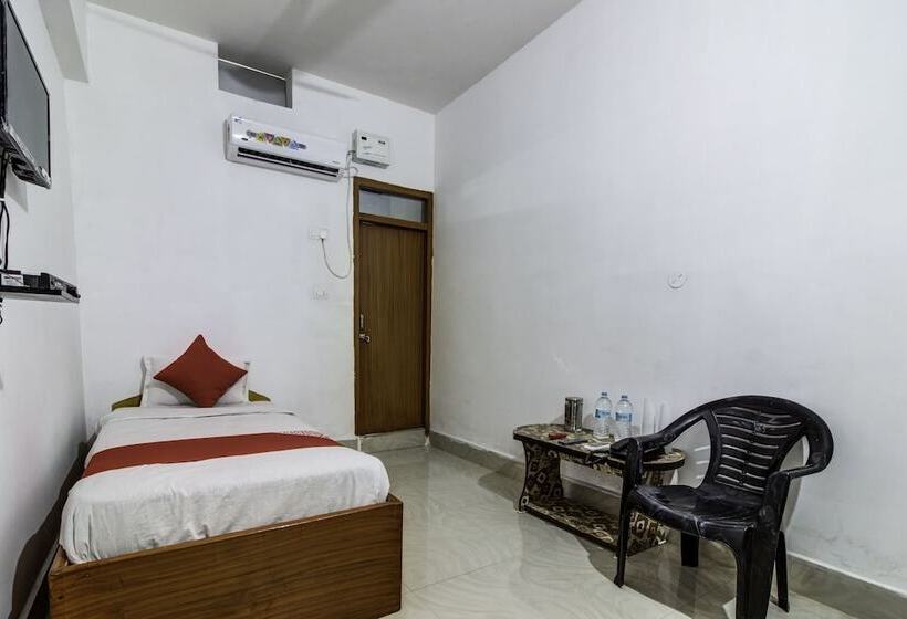 호텔 Kalyan Residency By Oyo