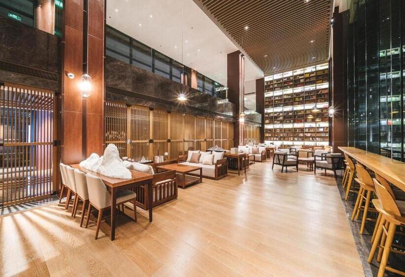 Otel Le Méridien Emei Mountain Resort