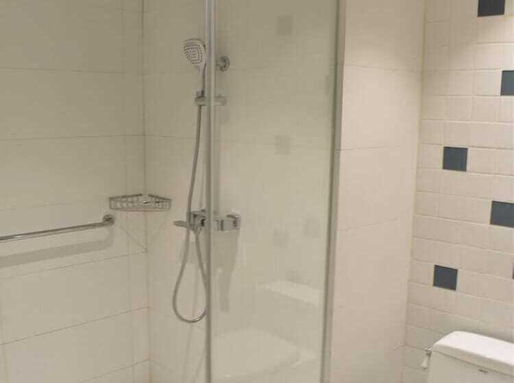 هتل Lhasa Railway Station Magnolia