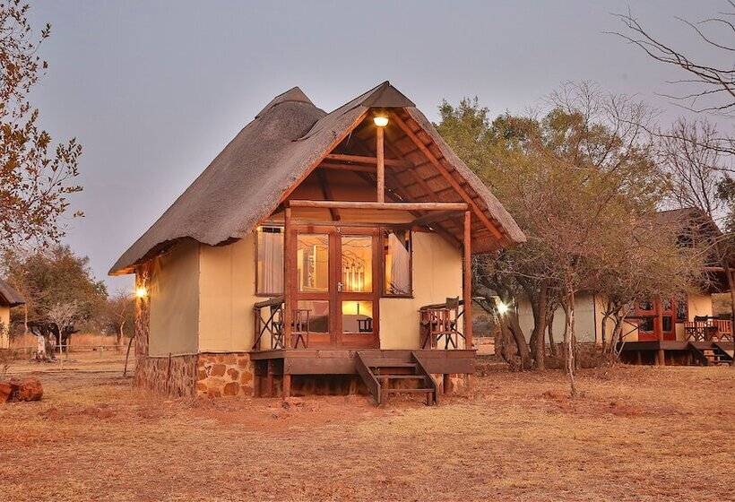 בית מלון כפרי Mangwa Valley Game Lodge & Spa