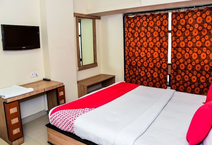 فندق Metro Palace By Oyo Rooms