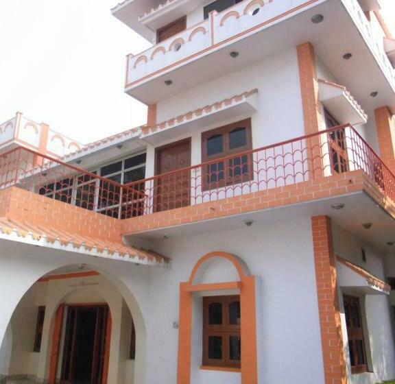 酒店 Momotaro House