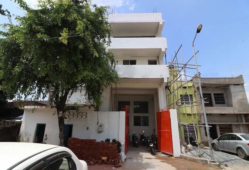 酒店 Momotaro House