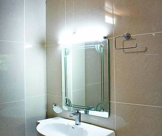 בית מלון כפרי Neer Buddha