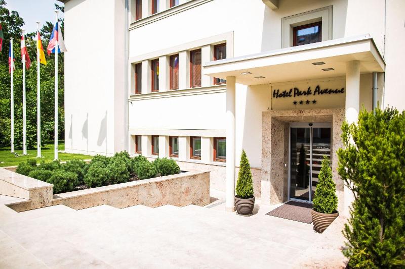 בית מלון כפרי Park Avenue