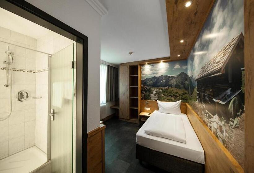 هتل Paulaner Am Dom