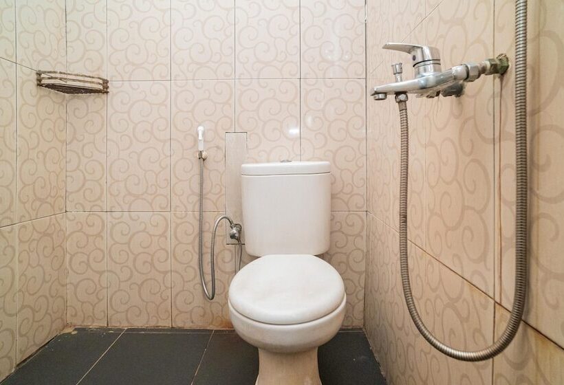 酒店 Reddoorz At Jalan Bukit Keminting