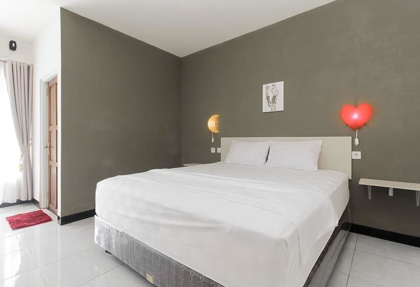 酒店 Reddoorz At Jalan Bukit Keminting