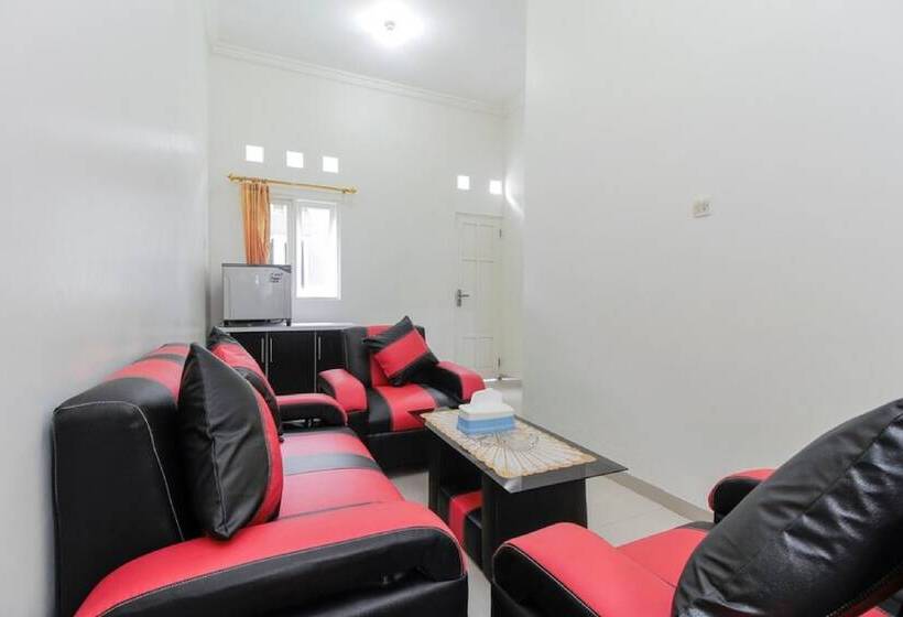 בית מלון כפרי Reddoorz Near Universitas Palangkaraya