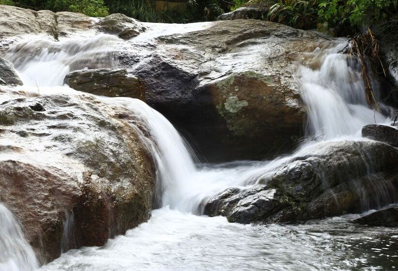 فندق Sandalu Kithulgala