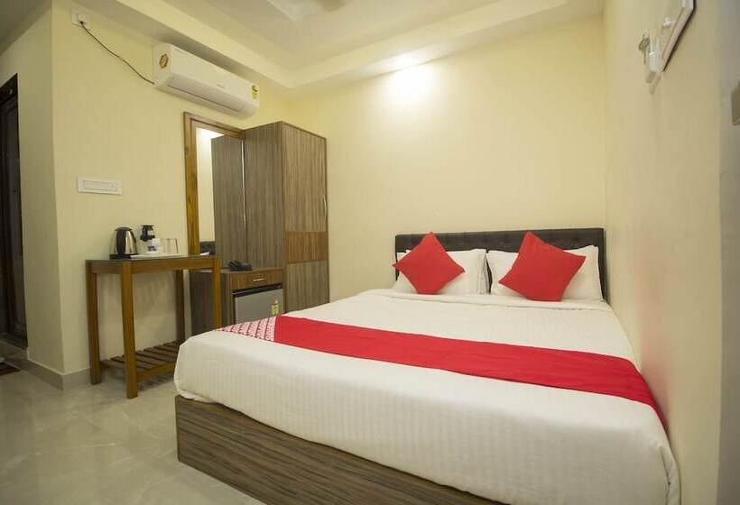 호텔 Silver Crescent By Oyo Rooms