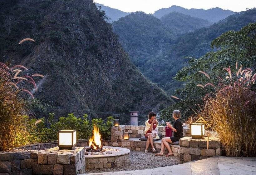 בית מלון כפרי Taj Rishikesh Resort & Spa, Uttarakhand