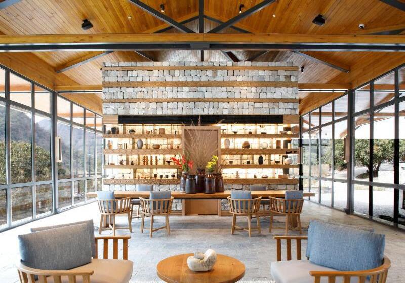 בית מלון כפרי Taj Rishikesh Resort & Spa, Uttarakhand