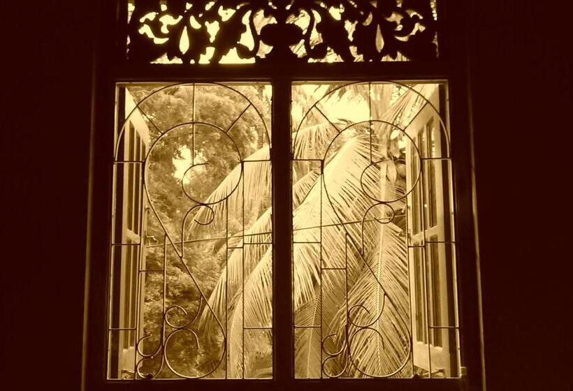 בית מלון כפרי Viveka Inn Guest And Yala Safari